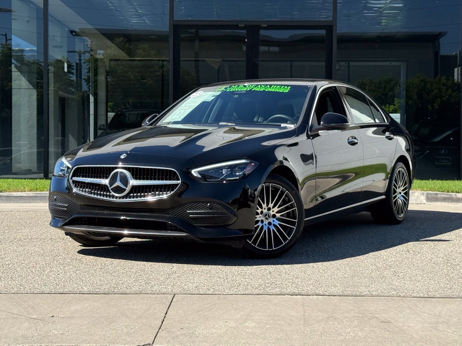 Used 2025 Mercedes-Benz C 300 Sedan image 2