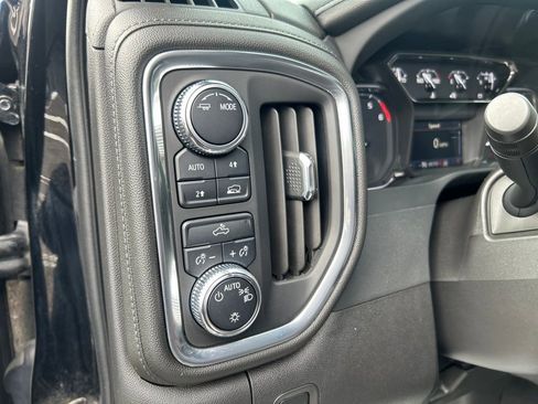 Used 2022 GMC Sierra 1500 SLE image 22