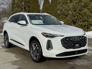 New 2025 Audi Q5 Premium video 1