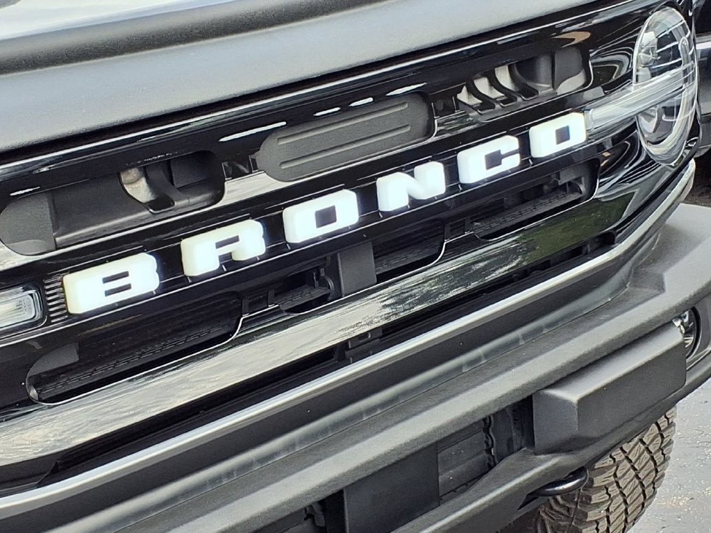 Certified 2023 Ford Bronco Outer Banks w/ Sasquatch Package AWD/4WD image 40