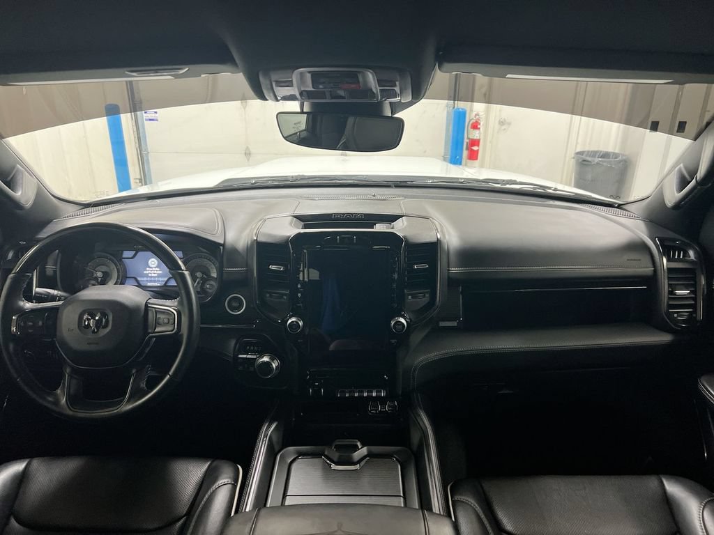 Used 2022 RAM 1500 Limited AWD/4WD image 10