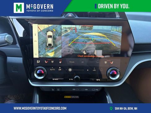 Used 2025 Lexus RZ 450e w/ Technology Package image 20