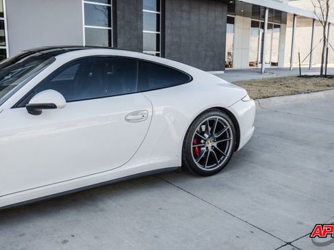 Used 2015 Porsche 911 Carrera 4S image 24