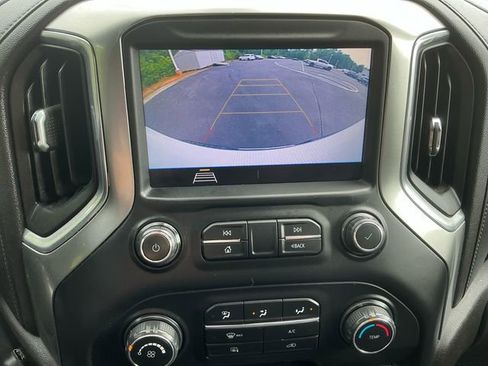 Used 2020 Chevrolet Silverado 1500 LT AWD/4WD image 22