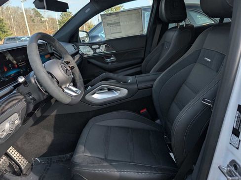 New 2026 Mercedes-Benz GLE 53 AMG 4MATIC Coupe image 8
