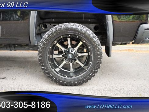 Used 2015 GMC Sierra 2500 Denali w/ Duramax Plus Package AWD/4WD image 39