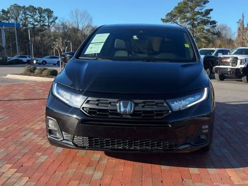 Certified 2025 Honda Odyssey Sport-L image 4
