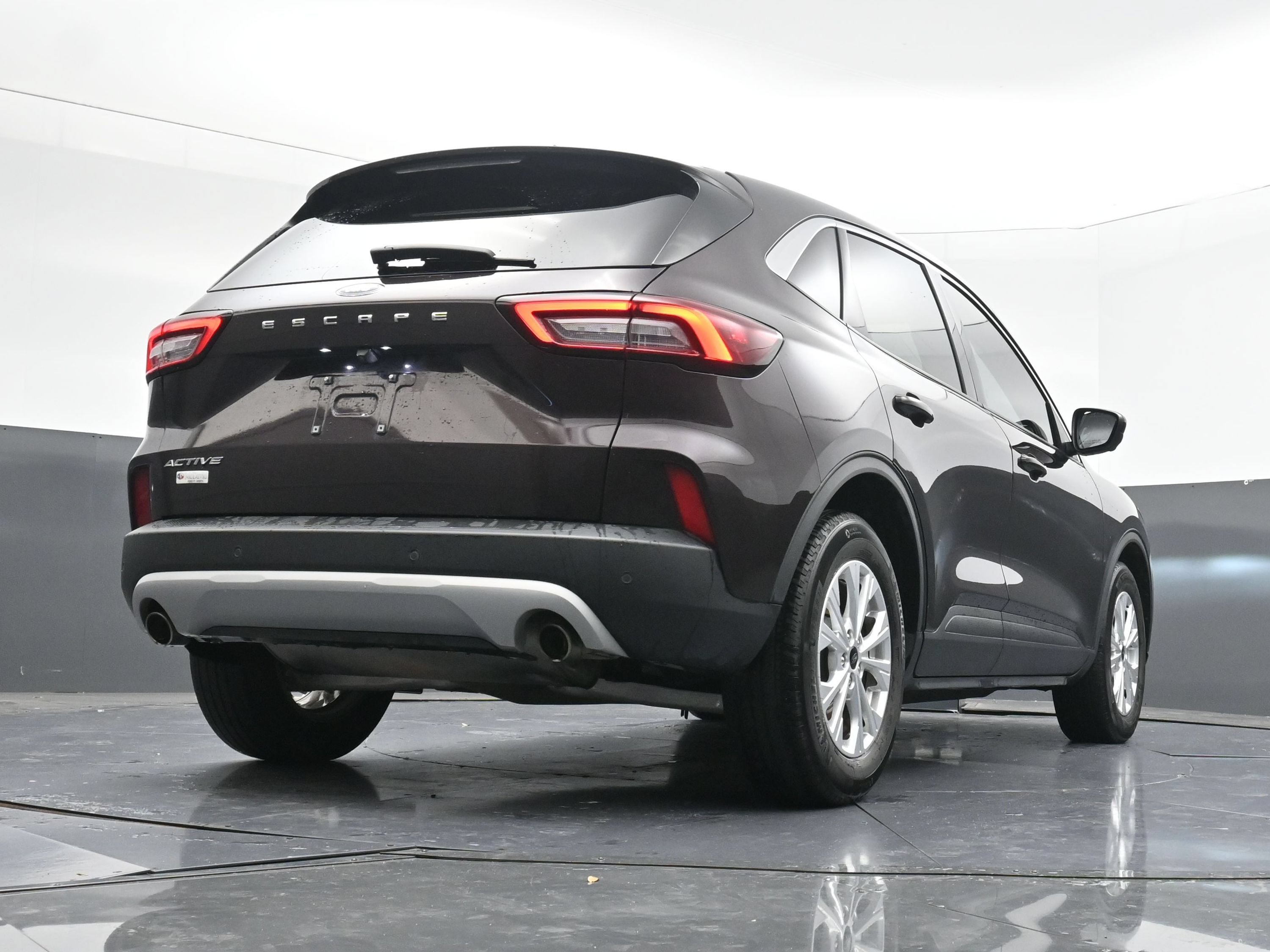 Used 2023 Ford Escape Active w/ Tech Pack #2 FWD image 30