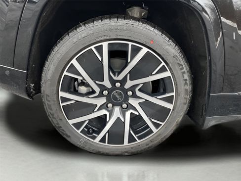 Used 2025 Jeep Wagoneer S Limited image 11