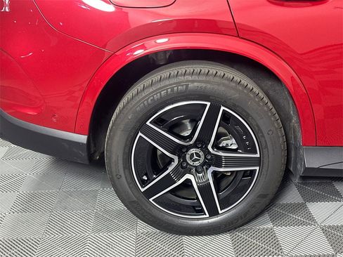 Certified 2025 Mercedes-Benz GLC 300 4MATIC image 19