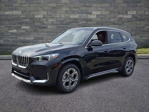 New 2026 BMW X1 xDrive28i w/ Technology Package AWD/4WD image 3