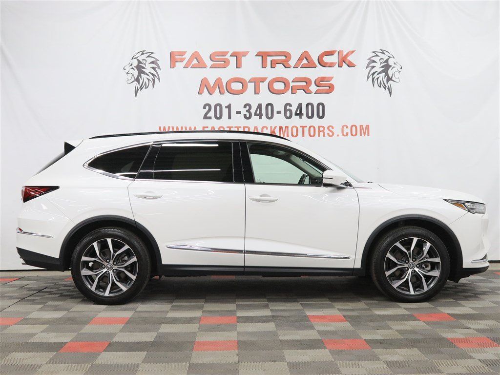 Used 2022 Acura MDX w/ Technology Package AWD/4WD image 4
