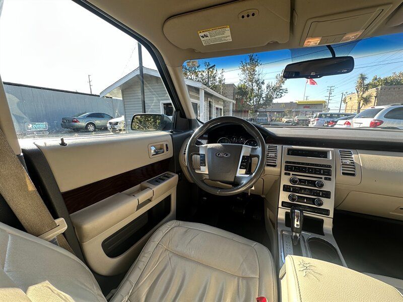 Used 2010 Ford Flex SEL FWD image 15
