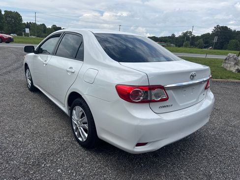 Used 2012 Toyota Corolla LE FWD image 8