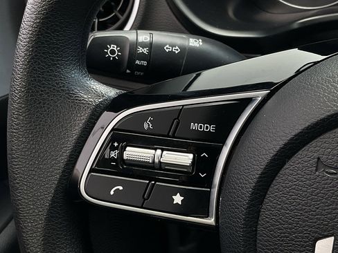 Used 2024 Kia Forte LXS w/ LXS Technology Package image 22