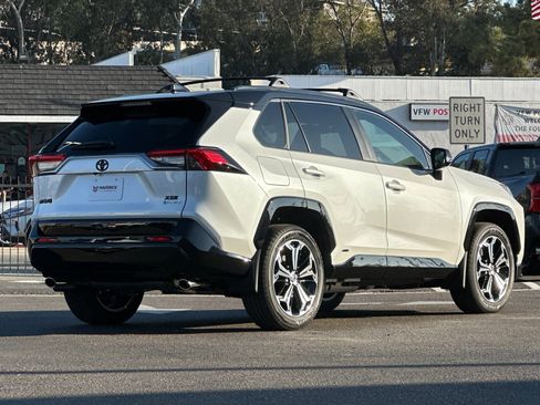 New 2025 Toyota RAV4 XSE image 5