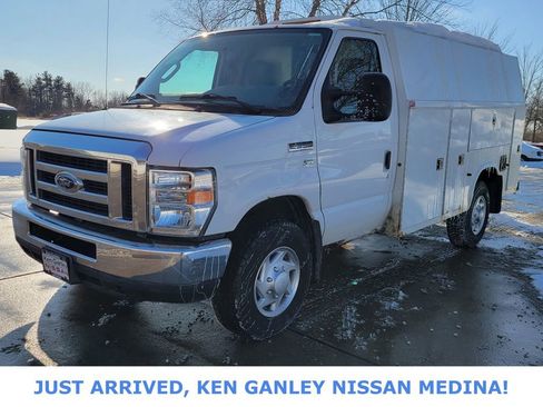 Used 2012 Ford E-350 and Econoline 350 Super Duty w/ PWR Locks & Windows Group image 7