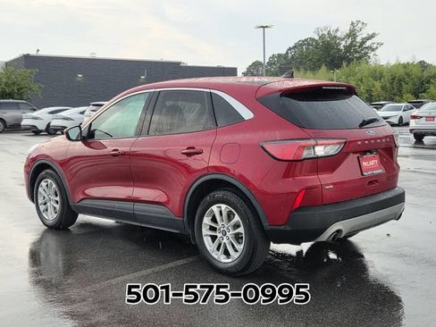 Used 2021 Ford Escape SE FWD image 3