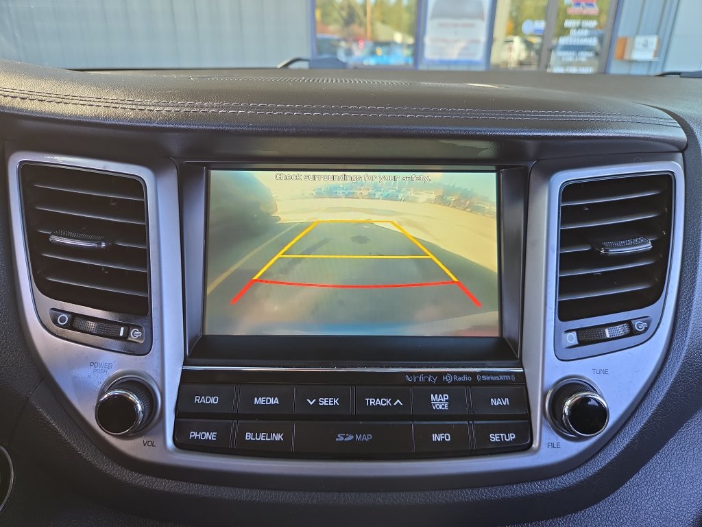 Used 2017 Hyundai Tucson SE Plus AWD/4WD image 25