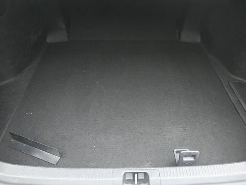 Used 2025 Toyota Camry SE FWD image 2