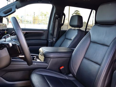 Used 2025 Chevrolet Tahoe LT image 20