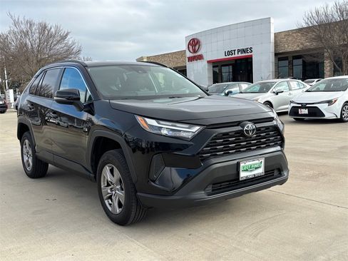 Certified 2023 Toyota RAV4 XLE image 5