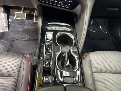 Used 2023 Buick Envision Essence w/ Sport Touring Package AWD/4WD image 25