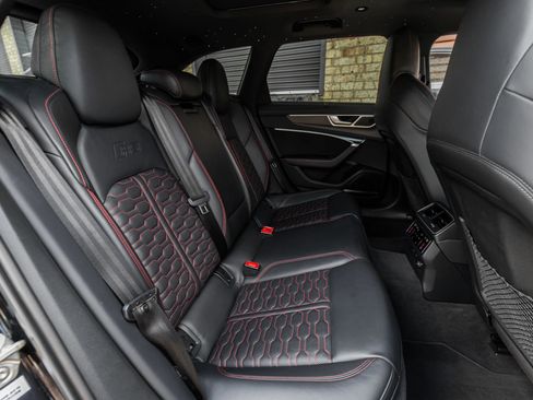 Used 2021 Audi RS 6 w/ Executive Package AWD/4WD image 39
