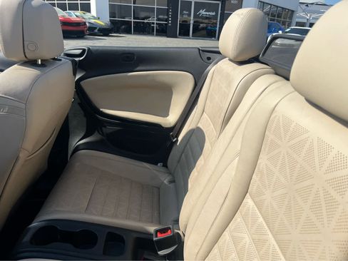 Used 2016 Buick Cascada Premium image 5