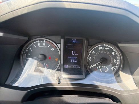 Used 2019 Toyota Tacoma TRD Sport w/ Technology Package AWD/4WD image 14