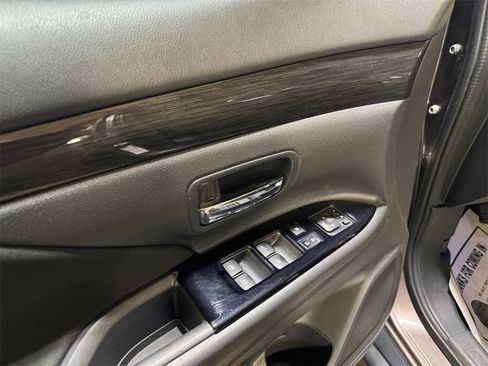 Used 2018 Mitsubishi Outlander LE image 14