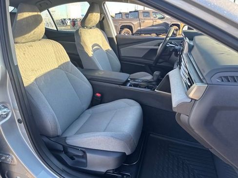 Used 2025 Toyota Camry LE image 13