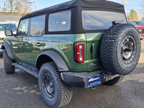 New 2024 Ford Bronco Outer Banks image 12