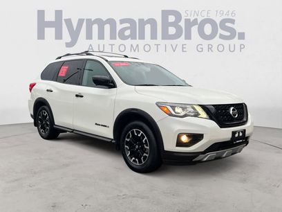 Used 2020 Nissan Pathfinder SL