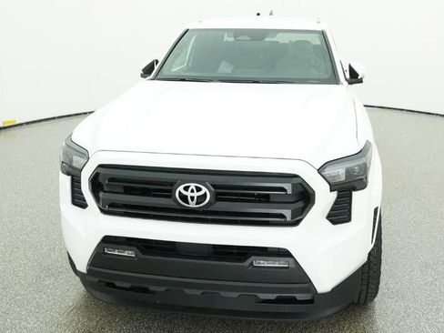 Used 2026 Toyota Tacoma SR5 RWD image 15