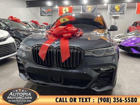 Used 2021 BMW X7 M50i AWD/4WD image 1