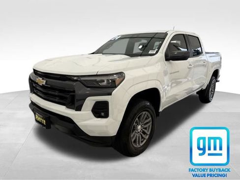 Used 2024 Chevrolet Colorado LT w/ LT Convenience Package III image 1