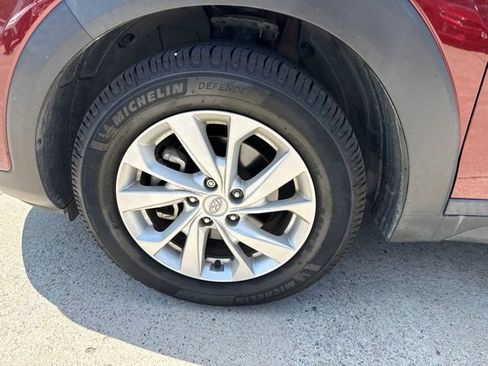 Used 2020 Hyundai Tucson Value FWD image 3