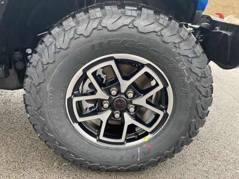 New 2026 Jeep Wrangler Rubicon w/ Technology Group image 9