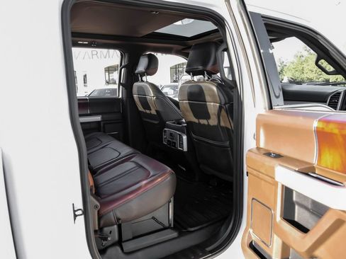 Used 2019 Ford F250 King Ranch w/ King Ranch Ultimate Package image 39