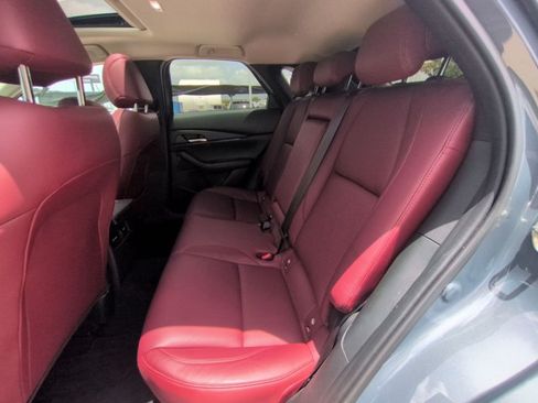 Used 2024 MAZDA CX-30 AWD 2.5 S w/ Preferred Package image 18