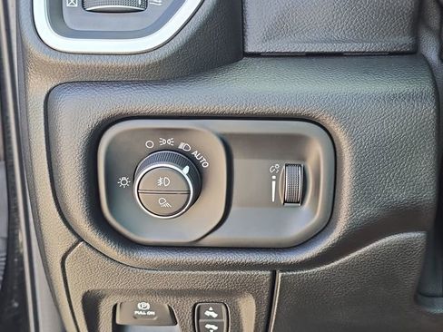 Used 2020 RAM 1500 Big Horn AWD/4WD image 27