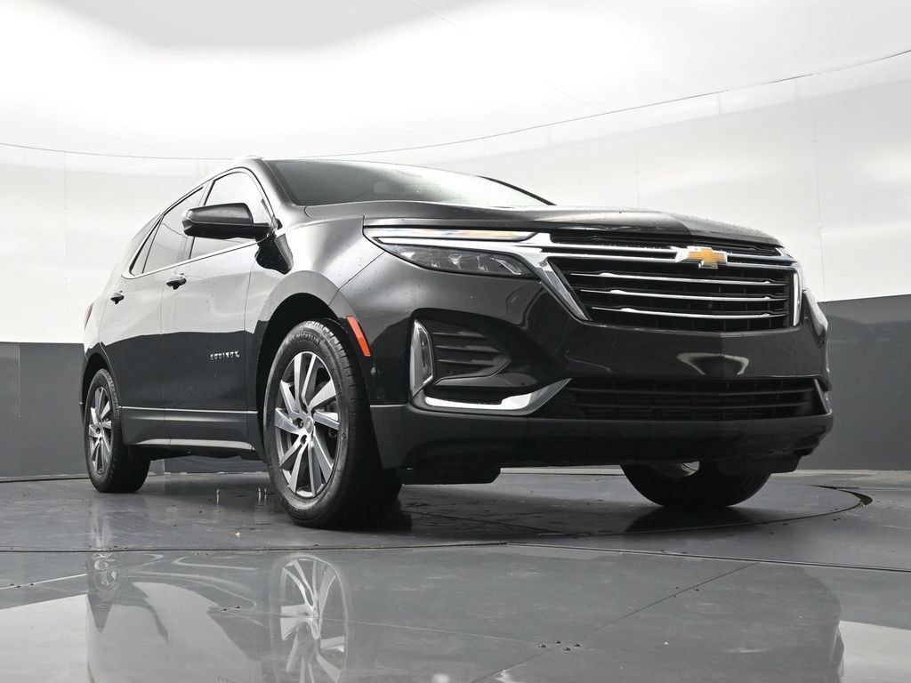 Used 2023 Chevrolet Equinox Premier FWD image 32