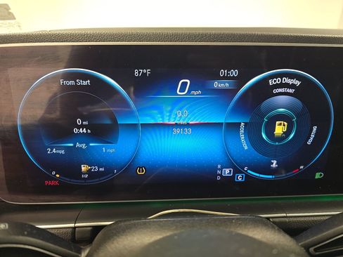 Used 2020 Mercedes-Benz GLE 350 w/ 3rd Row Seat Package image 11