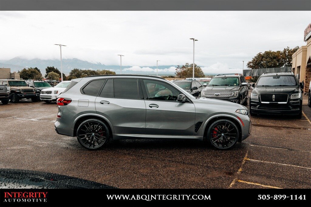 Used 2024 BMW X5 M60i AWD/4WD image 8