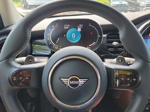 Used 2024 MINI Cooper S FWD image 37