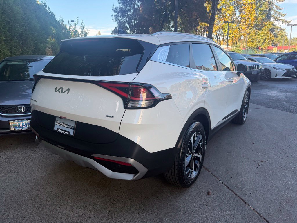 Used 2025 Kia Sportage EX AWD/4WD image 4
