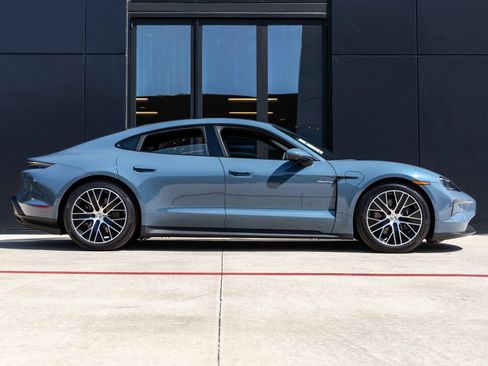 Certified 2026 Porsche Taycan AWD/4WD image 12