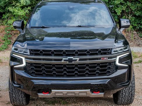 Used 2021 Chevrolet Suburban Z71 AWD/4WD image 8