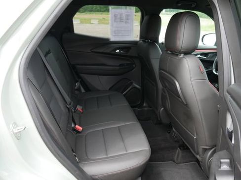 Used 2024 Chevrolet TrailBlazer RS w/ Convenience Package AWD/4WD image 24